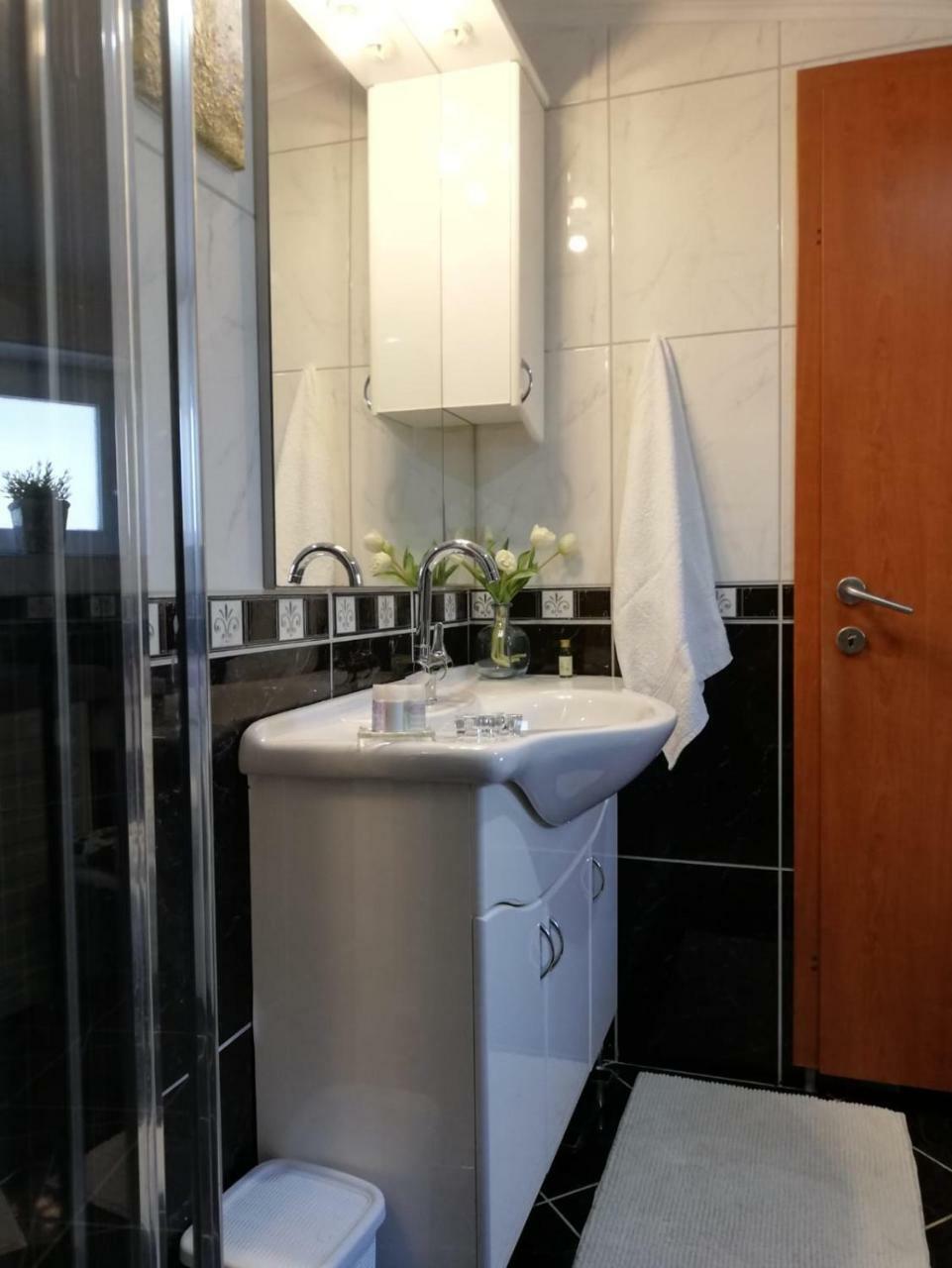 Apartment Silvija Makarska Eksteriør billede